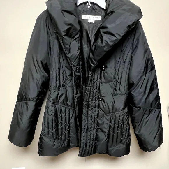 Larry Levine Black Women's Puffer Jacket - Picture 1 of 5